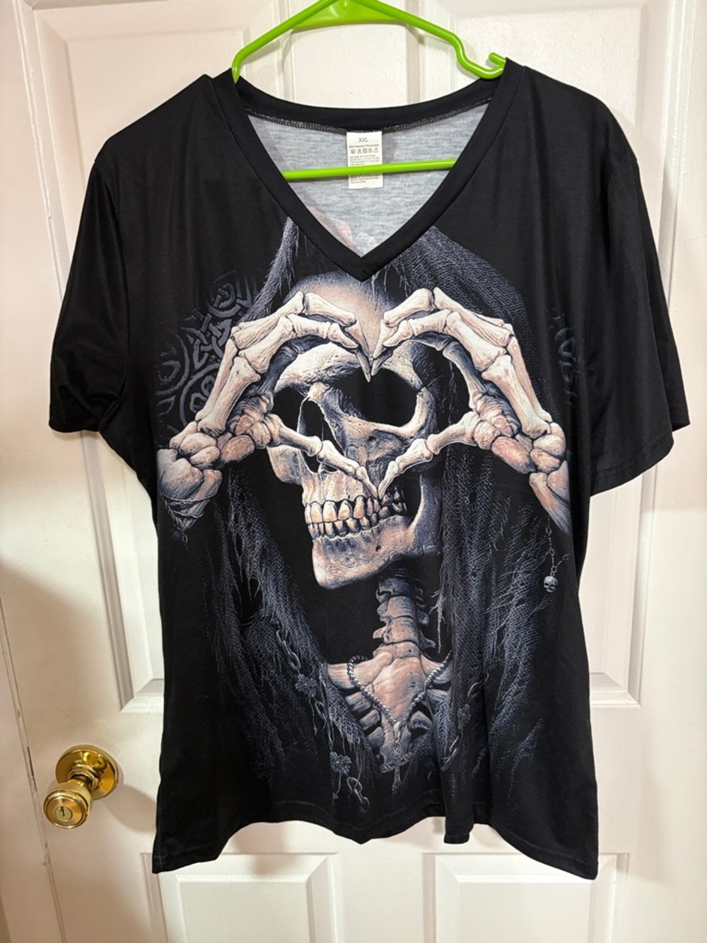 Black Graphic Skull V-Neck Tee